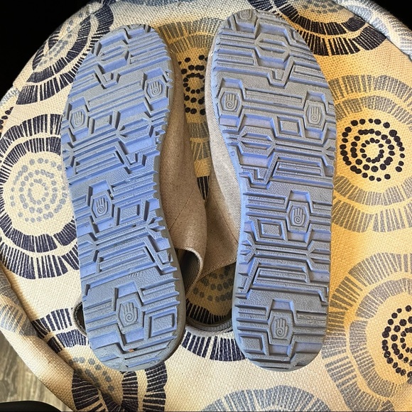 Teva Mush Frio Slingbacks - Picture 12 of 15